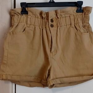 American Bazi, Los Angeles Tan High Waist Shorts Sz M.